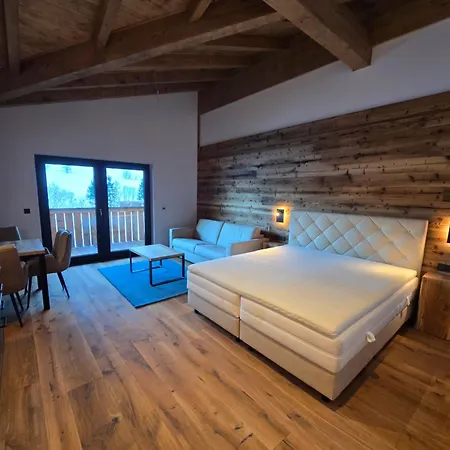 Penthouse I Mit Balkon Und Ausblick 아파트 *