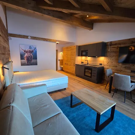 Penthouse I Mit Balkon Und Ausblick 아파트