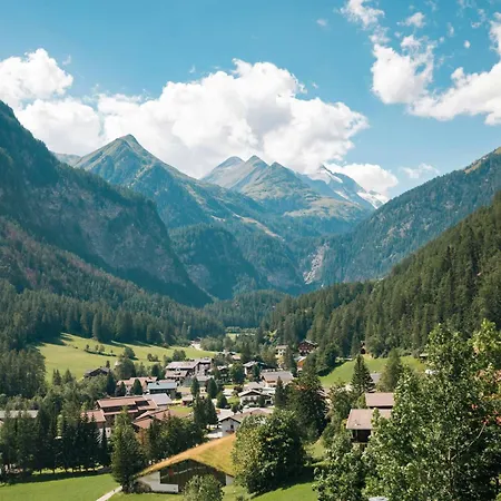 Penthouse I Mit Balkon Und Ausblick 아파트 푸슈안데르글로크네르스트라세