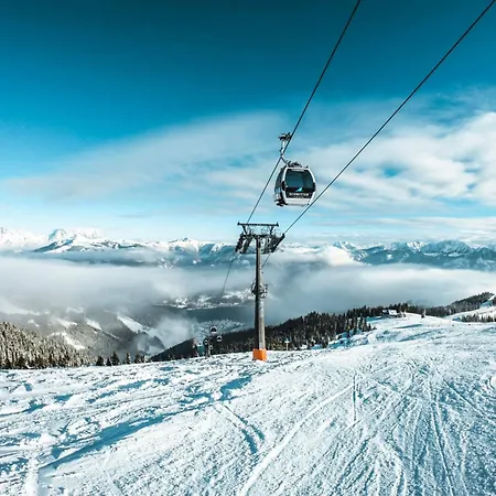 Penthouse I Mit Balkon Und Ausblick 아파트 푸슈안데르글로크네르스트라세