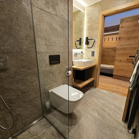 Penthouse I Mit Balkon Und Ausblick Apartman Fusch an der Glocknerstraße