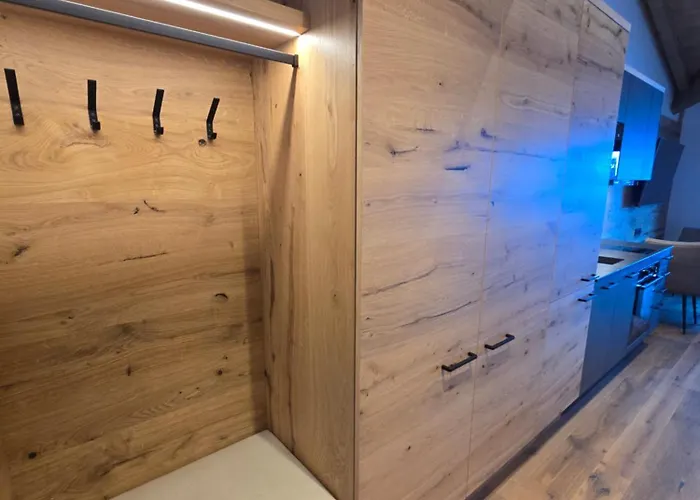 Lägenhet Penthouse I Mit Balkon Und Ausblick *